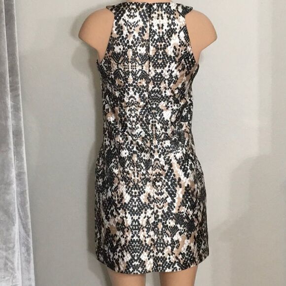 Trina Turk metallic thread dress. NWOT - Picture 5 of 8